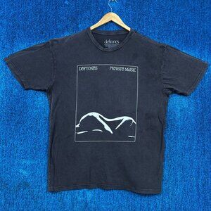 Deftones “Private Music” Nu Metal Band Graphic T-Shirt Size Extra Large